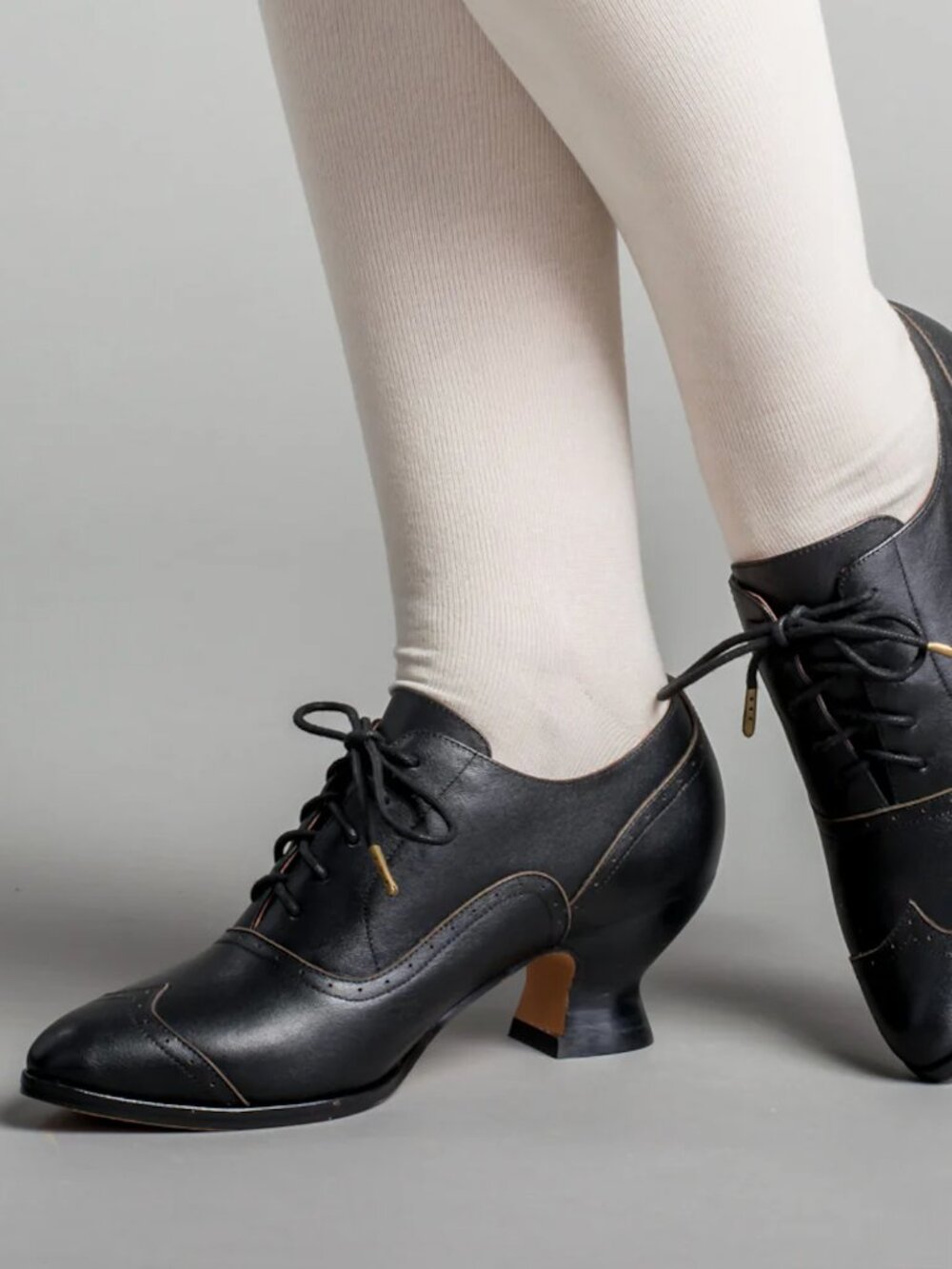 American Duchess Black Leather Londoner Heels, size 9.5 Barely worn